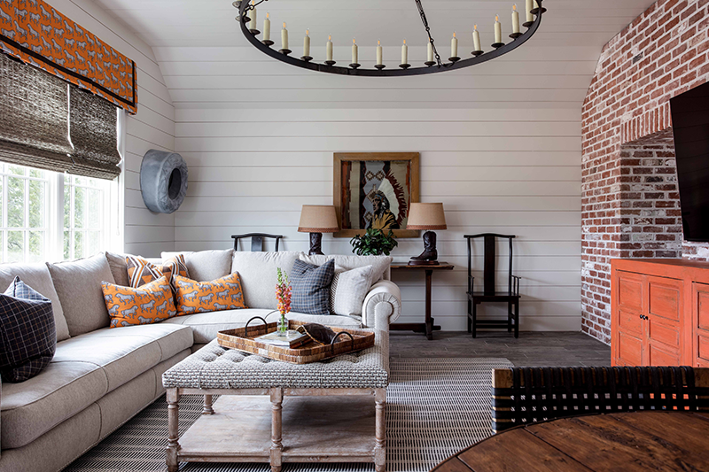 Brenham Farmhouse pool house living area