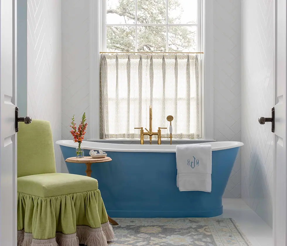 Brenham Farmhouse primary bath