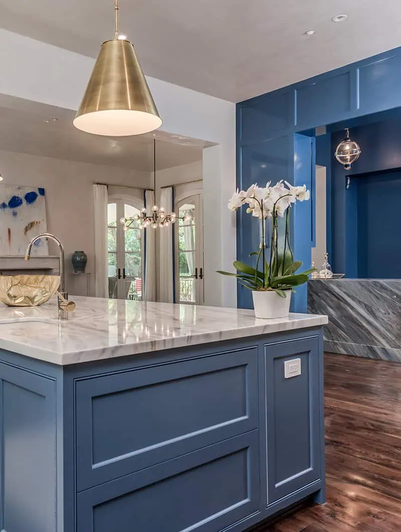 Quail Hollow kitchen and bar